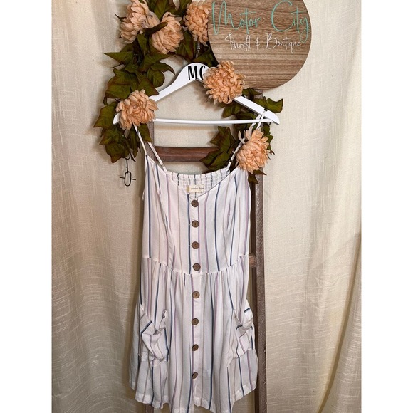 Adorable Striped Light summer Dress size Large - Picture 4 of 12